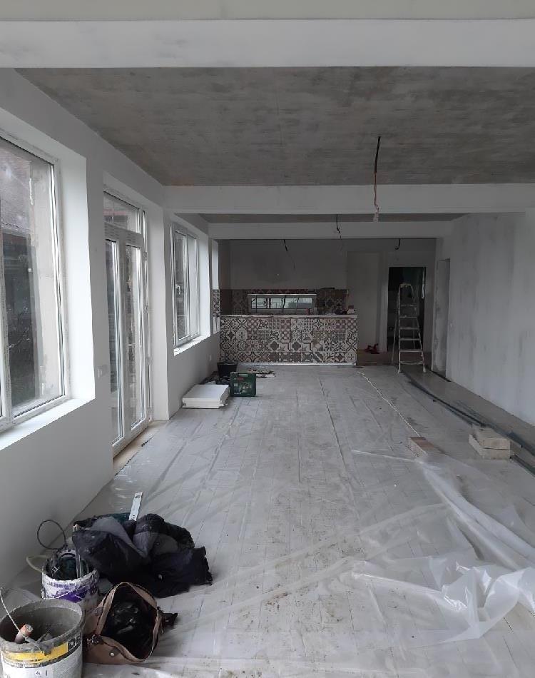 renovari apartamente  case
