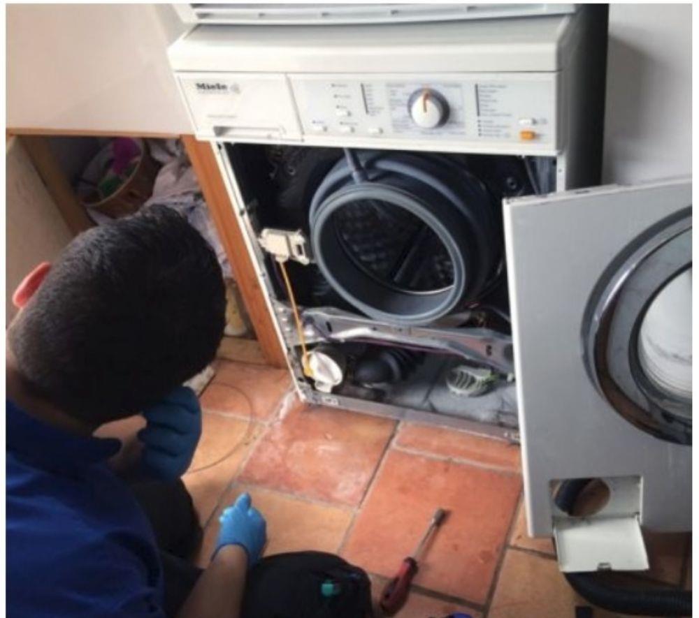 Reparatii masini de spalat Galati cu garantie, deplasarea și constatarea este gratuita