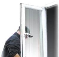 Reparatii termopane galati,deblocari usi metalice Galati, reparatii usi,reparatii rulouri,plase