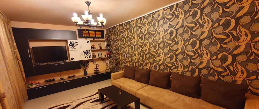 REPUBLICII Pta M Viteazu , 2 camere 1A 6/8 modernizat la 78000 euro
