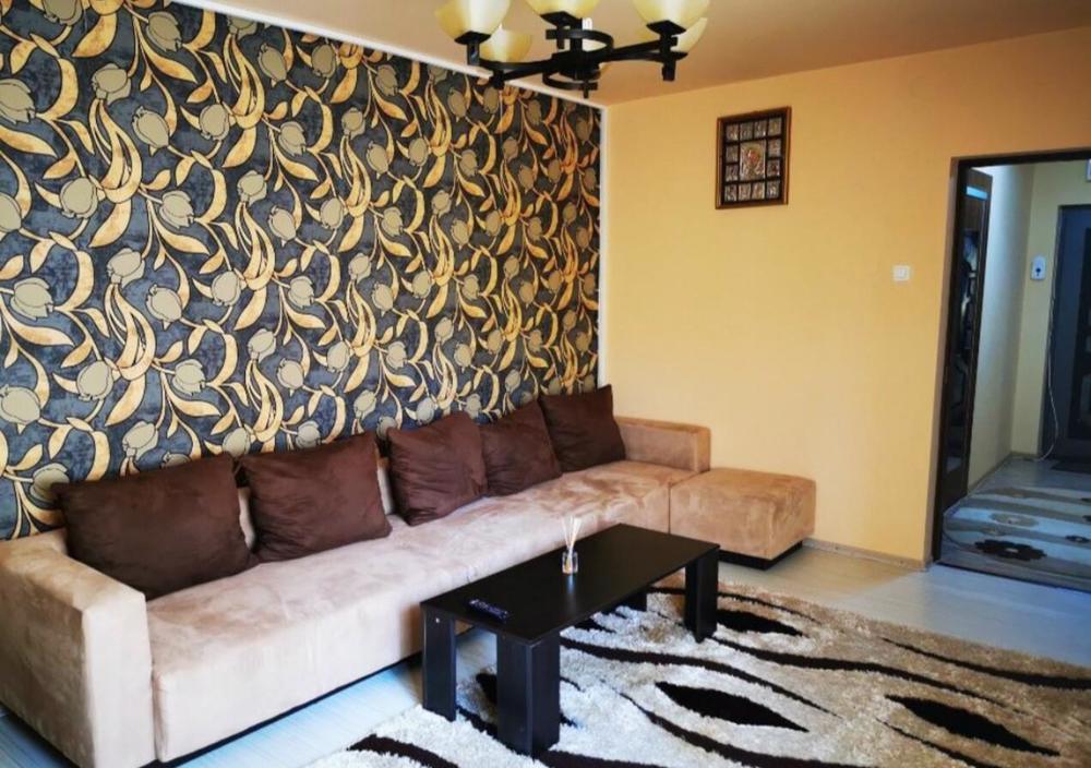 REPUBLICII Pta M Viteazu , 2 camere 1A 6/8 modernizat la 78000 euro
