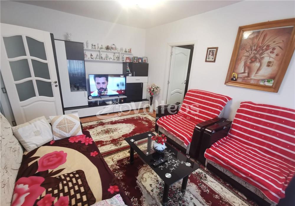 Reșița, ap. 2 camere, 58 mp, mobilat și utilat, zona Universitate