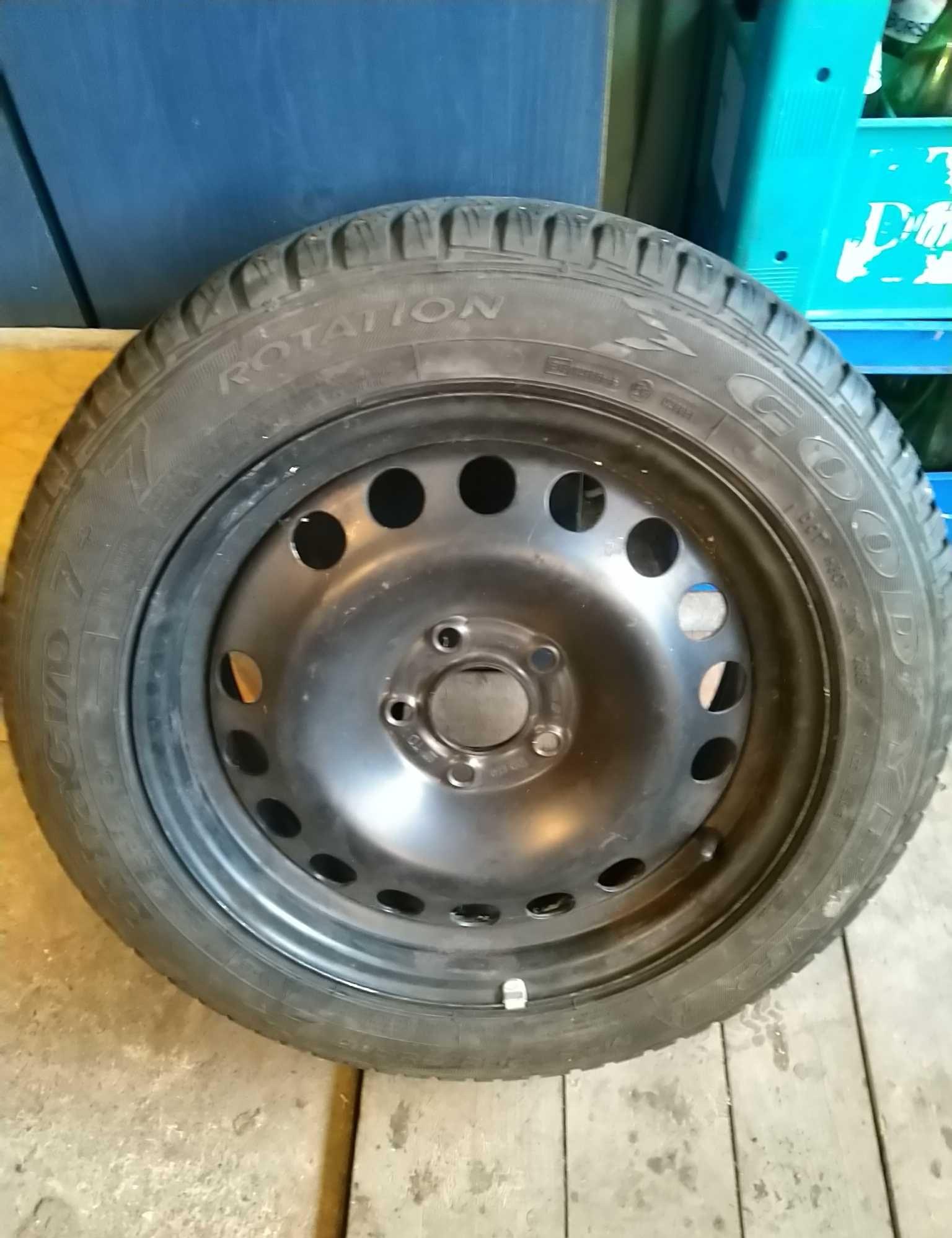 Roată rezerva 16" anvelopa iarna Opel Vectra C