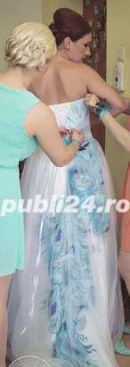 Rochie de mireasa Paun - pentru o mireasa diferita, speciala