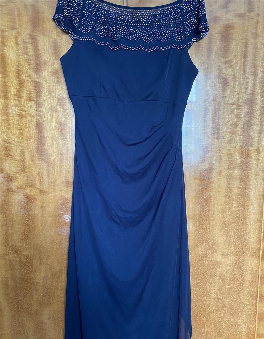 rochie lunga din voal perfecta pentru ocazii