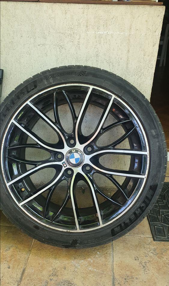 Roti Bmw  18 inch complete