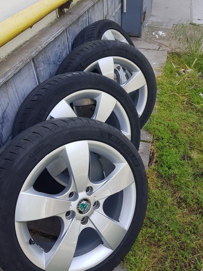 Roți  complete  originale  SKODA