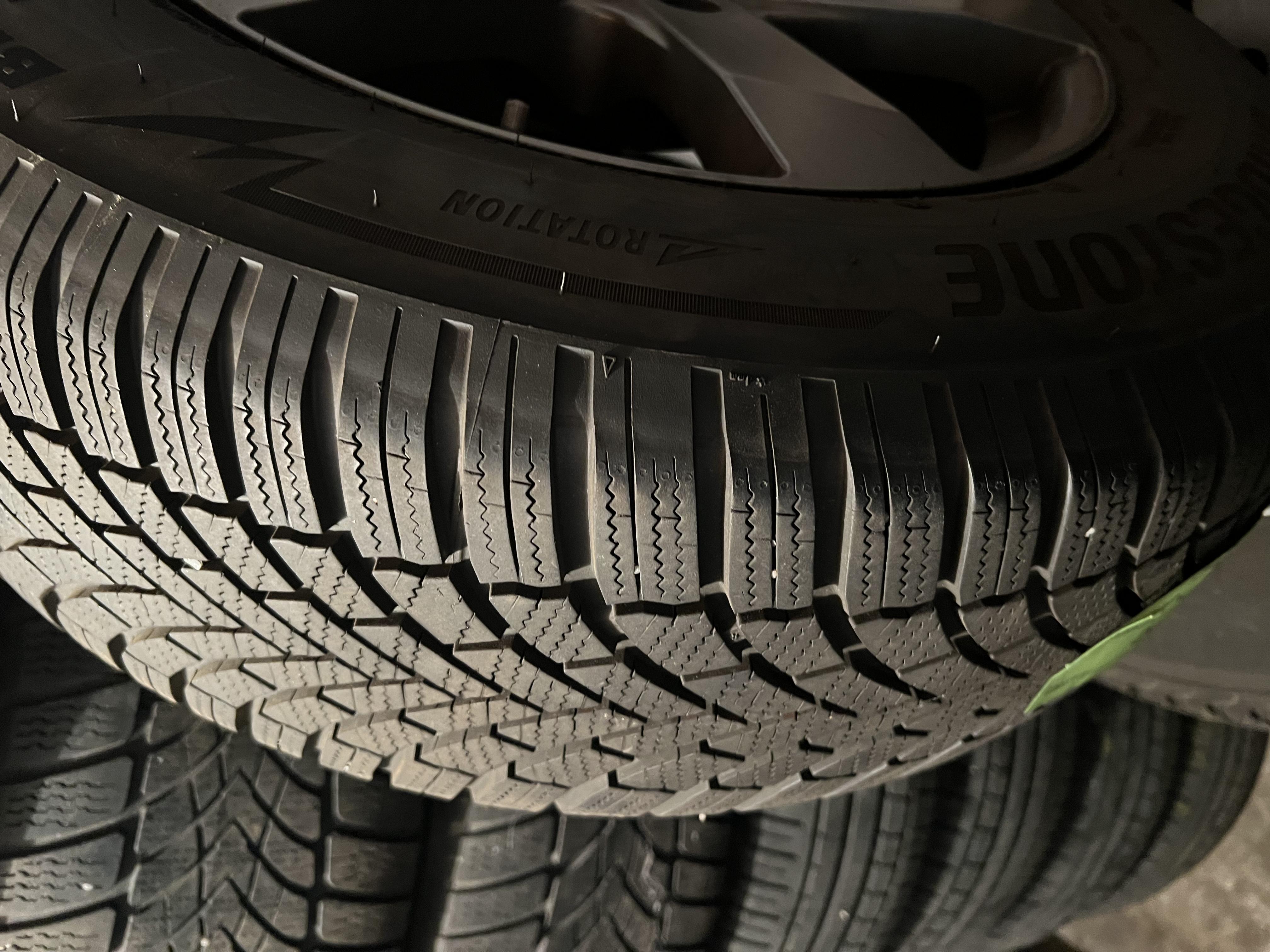 Roti iarna 235/65R17