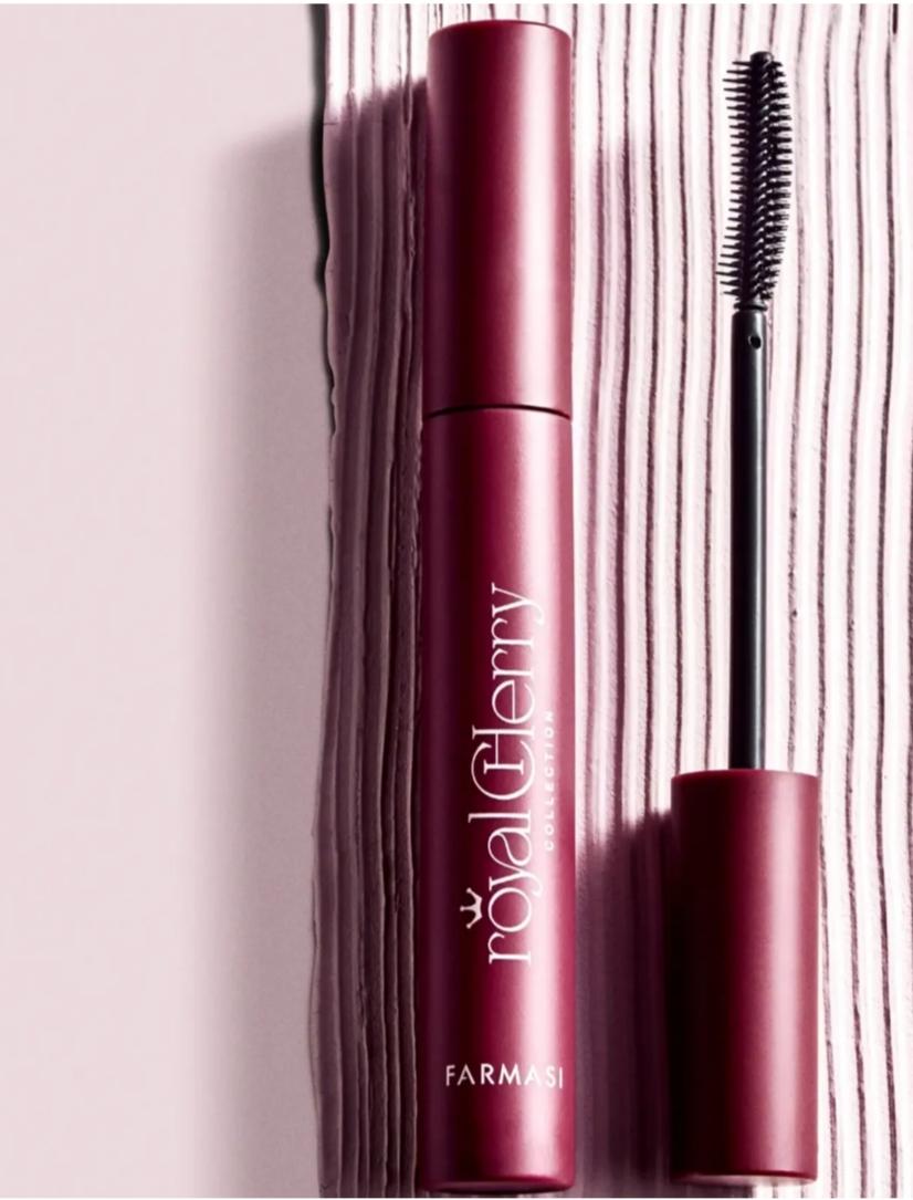Royal Chery Make - up set