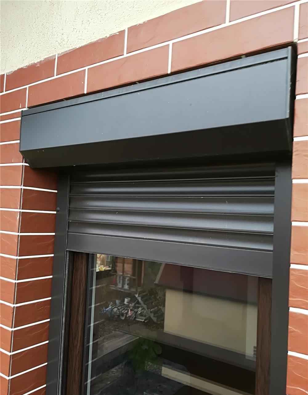 Rulou exterior din aluminiu