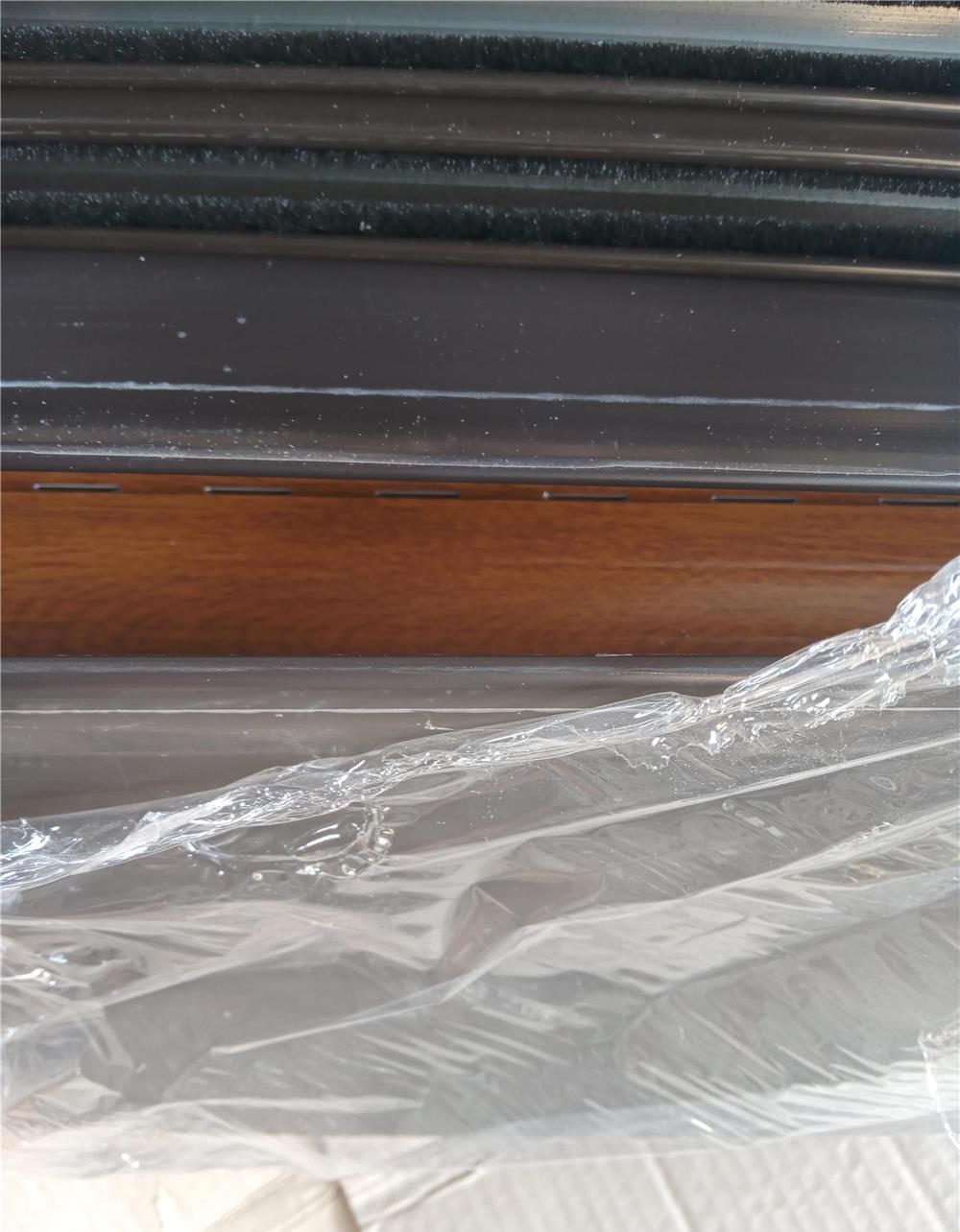 Rulouri electrice noi culoare stejar auriu pentru usi  1700 mm x 2805 mm