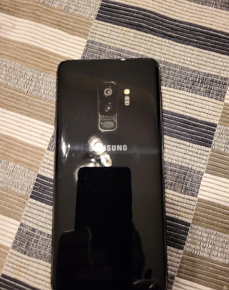 s9+