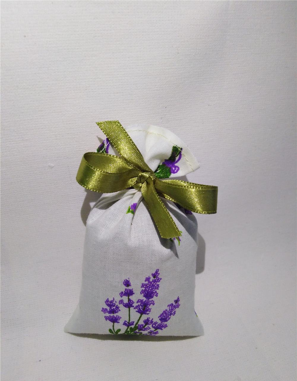 Saculeti (mărturii) cu floare de lavanda