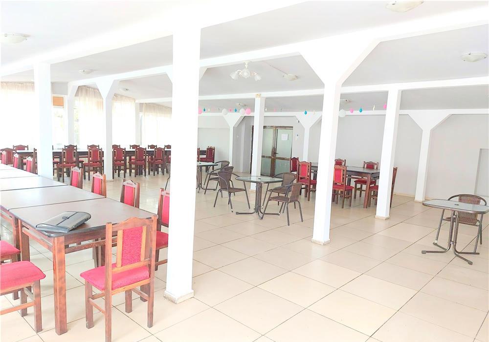 SAGULUI SP. COM. 100 MP., PRETABIL SI SALA CONFERINTA, BIROURI