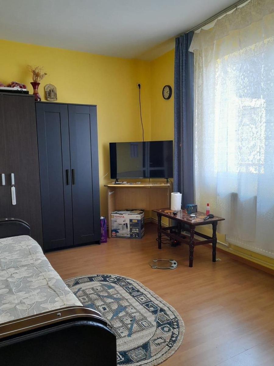 Salaj Lidal garsoniera dec etaj 4/5 balcon