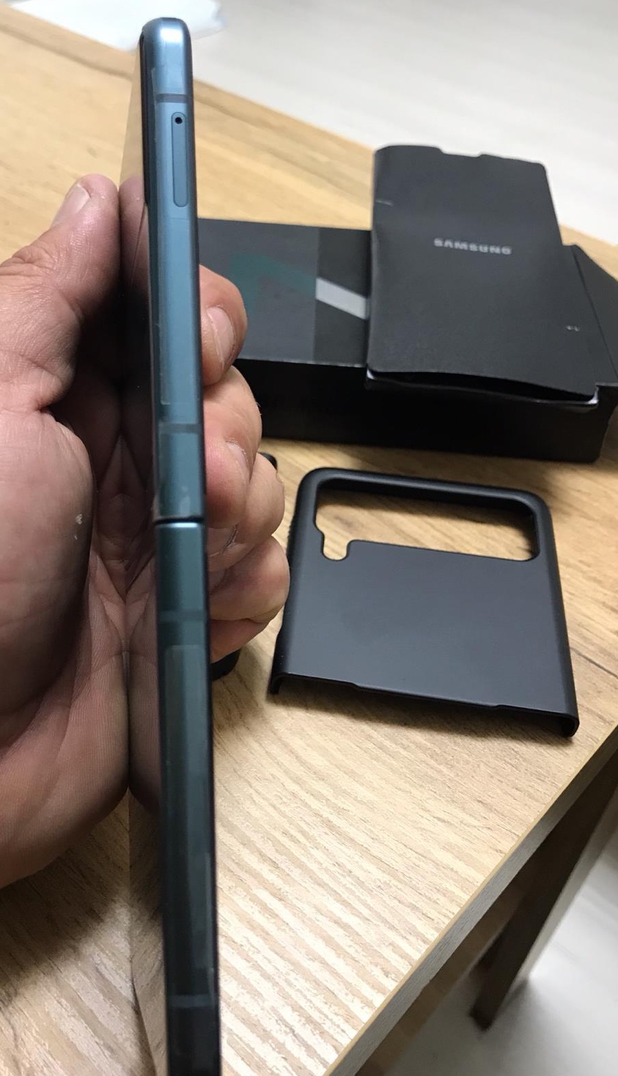 Samsung Galaxy Z Flip3 5G