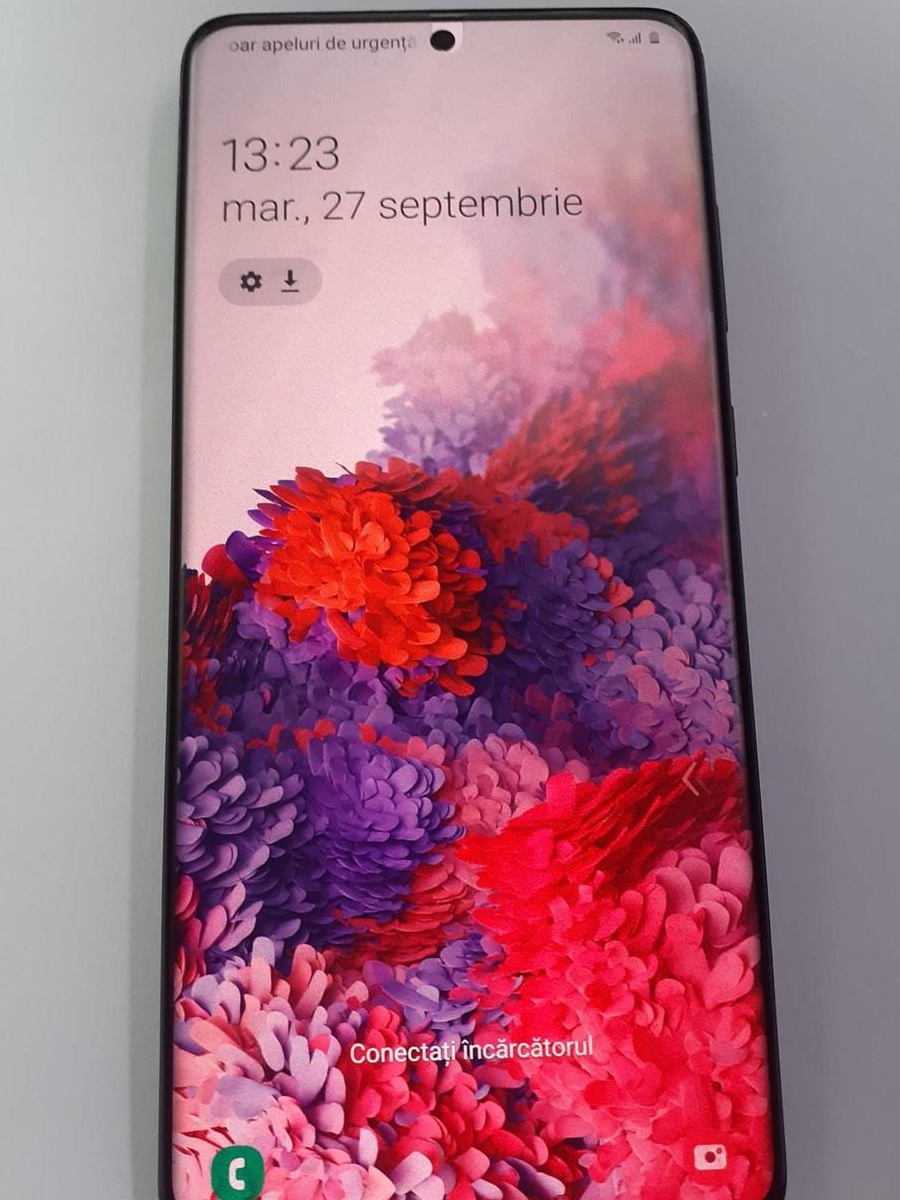 SAMSUNG S20+