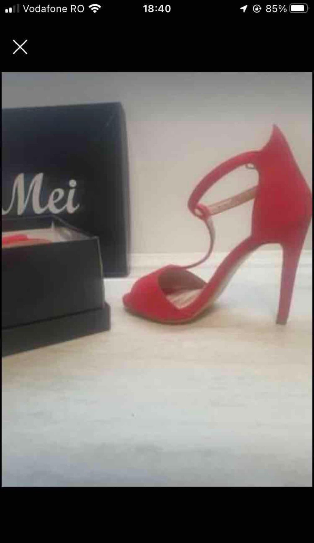 sandale cu toc catifea