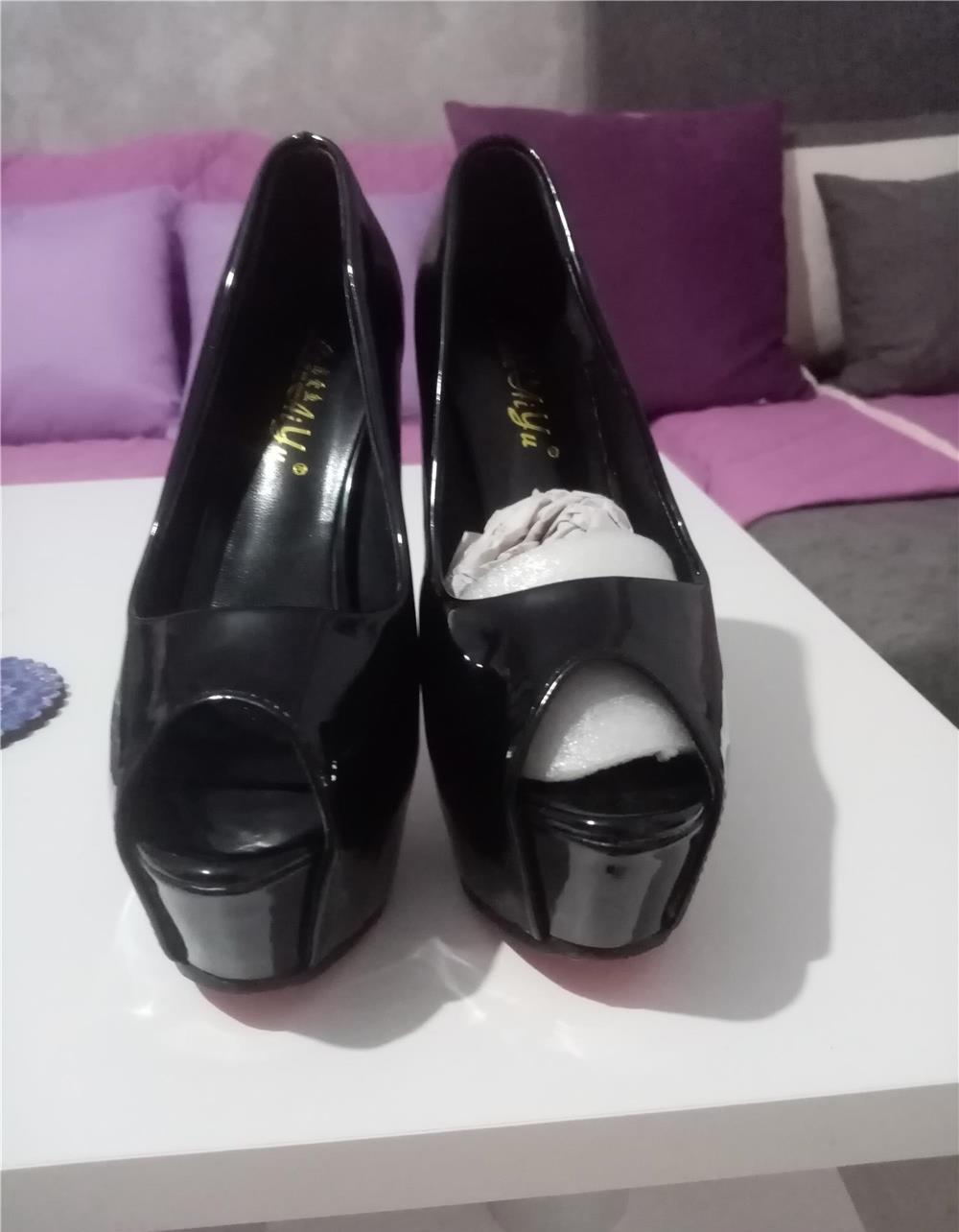 Sandale negre noi, Impecabile, marime 38, 50 lei