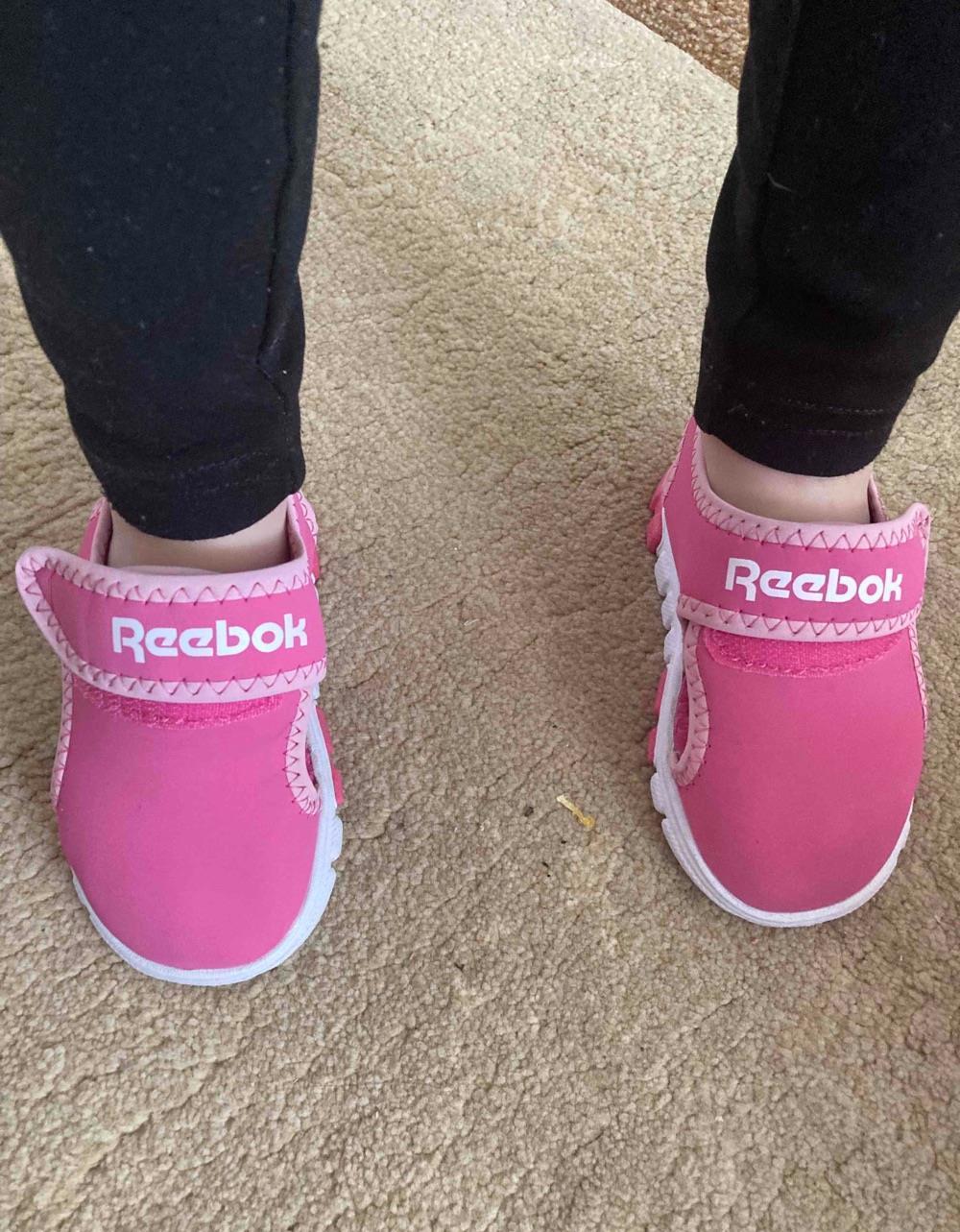 sandalute reebok