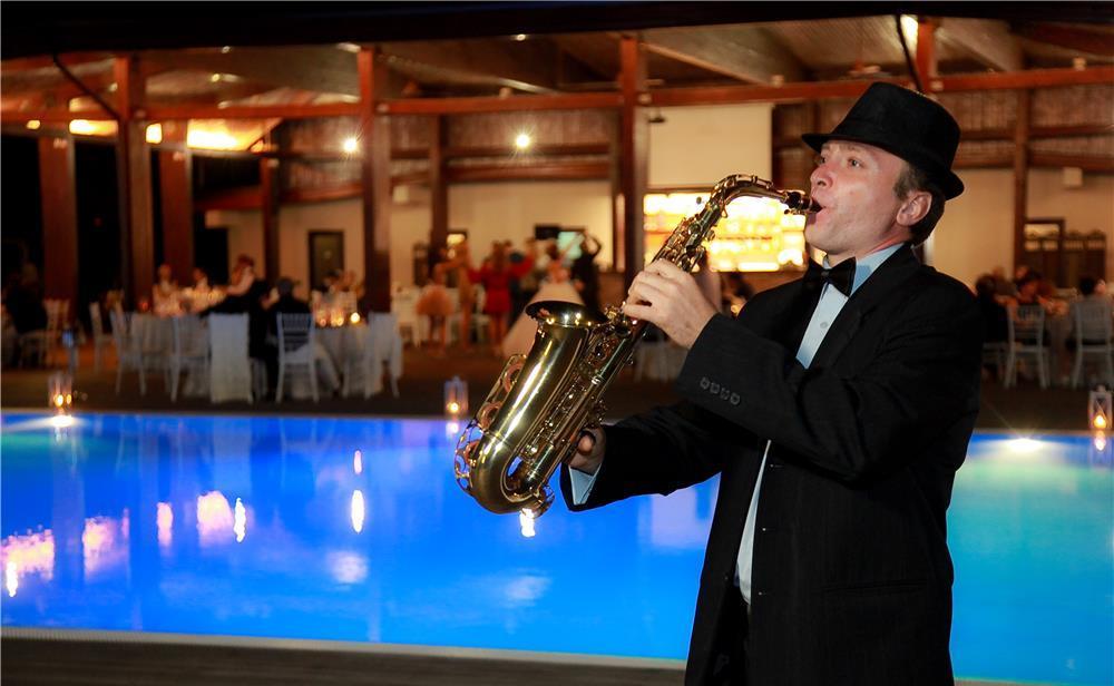 Saxofonist nunti, botezuri, evenimente, cafenele
