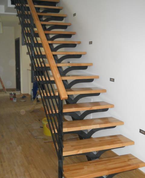 Scari interior, trepte, balustrade, porti, garduri