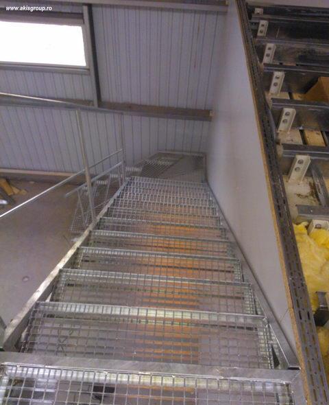 Scari metalice zincate