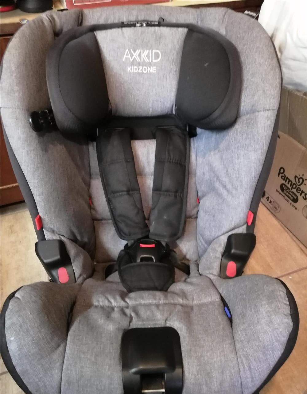 Scaun auto  AxkidKidzone