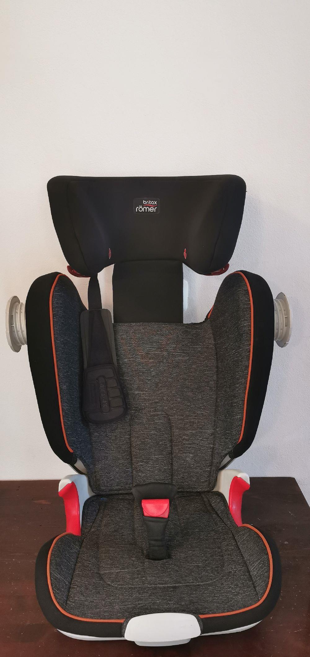 Scaun auto cu Isofix Britax Romer Kidfix II, 4-12 ani, 15-36 Kg