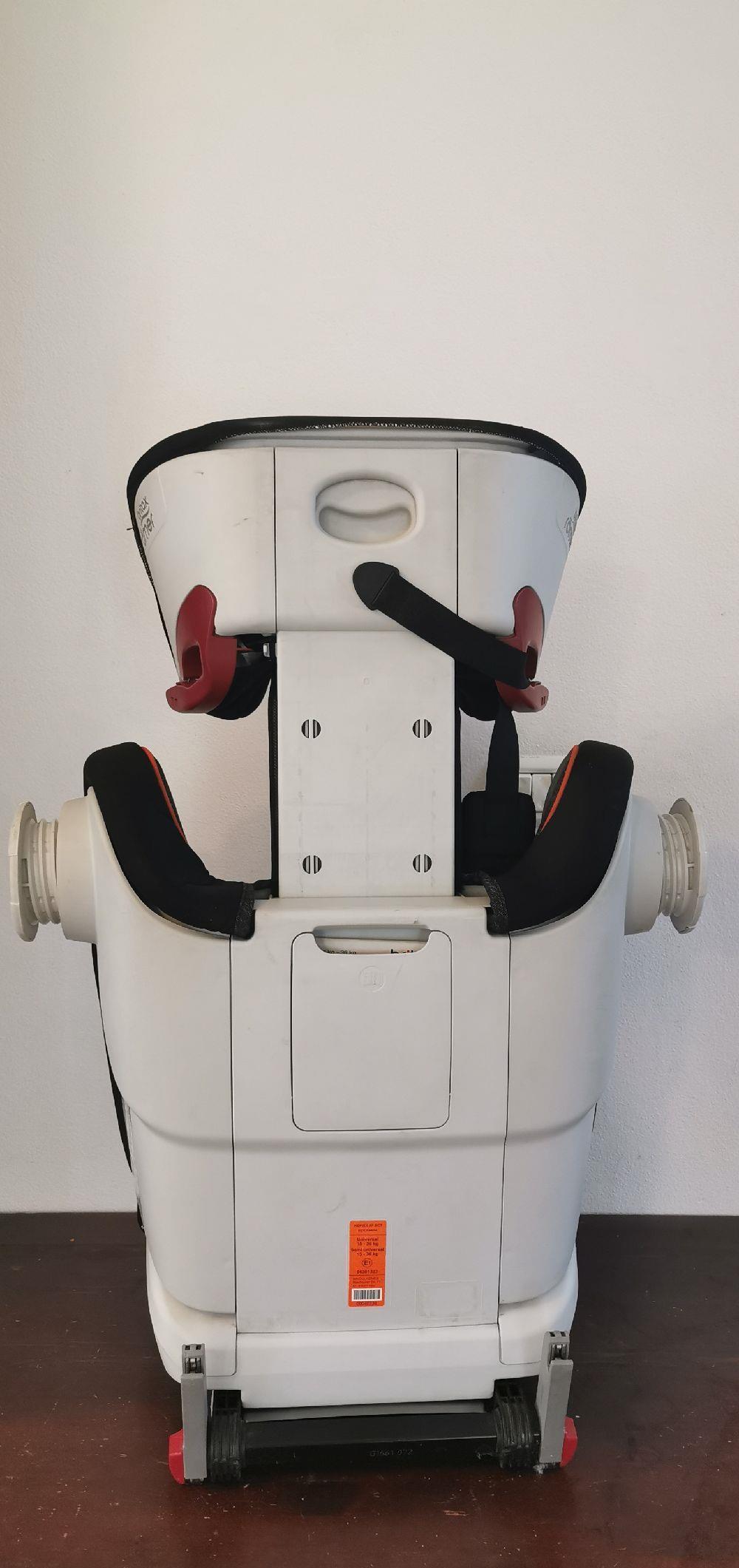 Scaun auto cu Isofix Britax Romer Kidfix II, 4-12 ani, 15-36 Kg