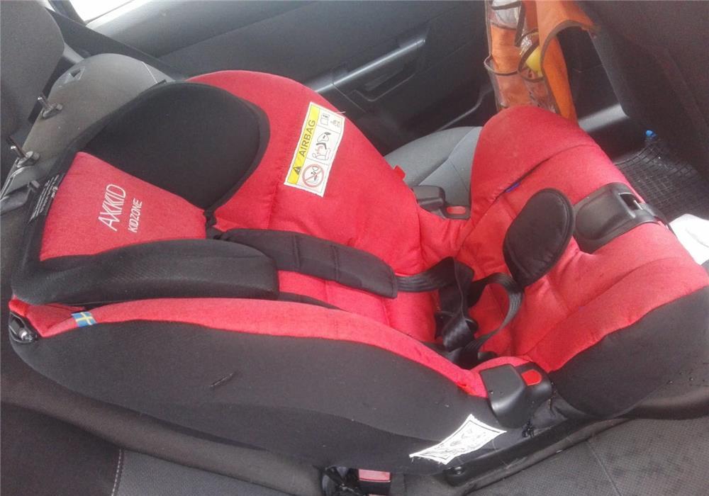 Scaun de masina Axkid Kidzone, adorat de mama, neapreciat de copil :)