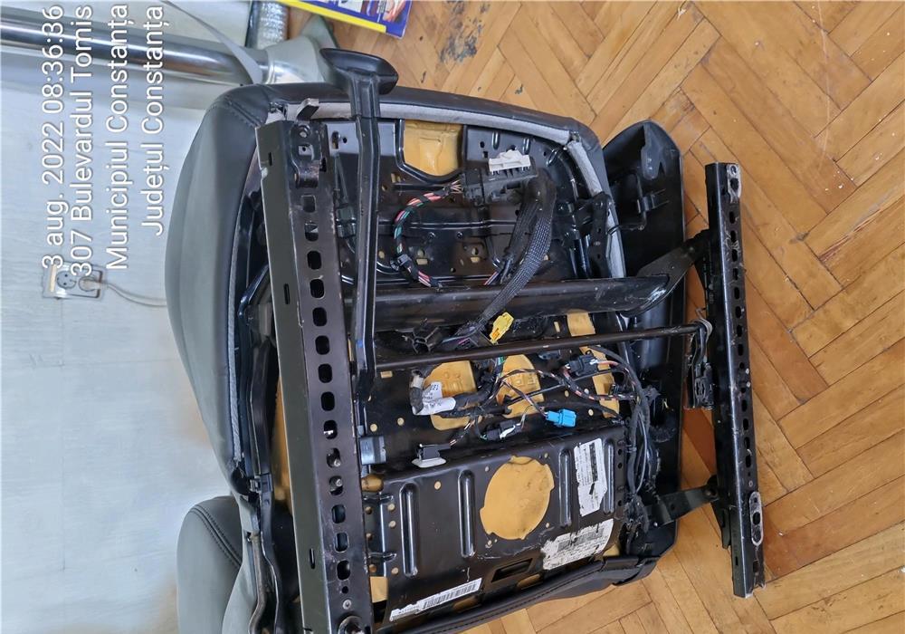 Scaun   Wolswagen  electric  piele