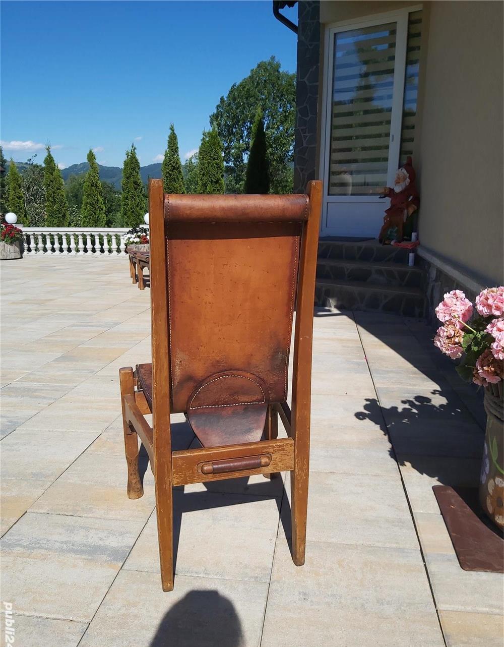 Scaune piele vintige 500 lei