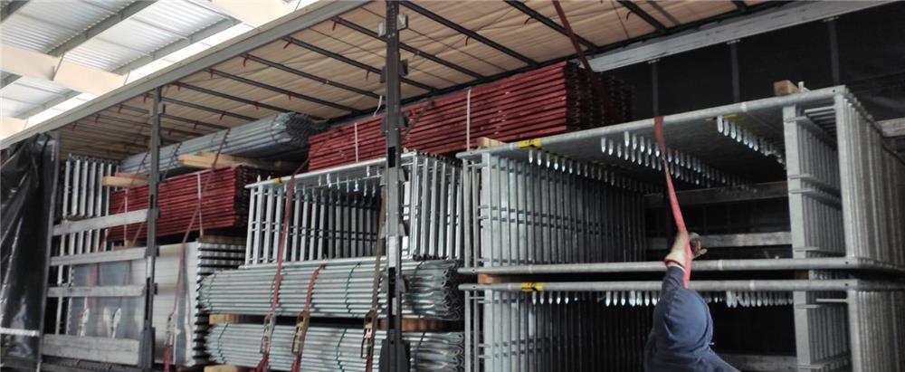 Schela otel galvanizat pentru fatade tip Plettac,Pret de producator.Marfa in depozit Bucuresti
