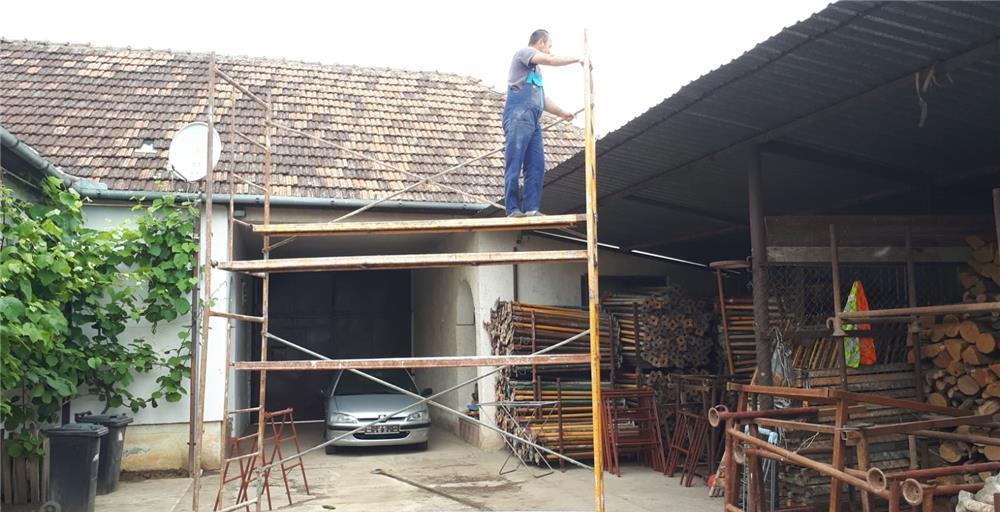 Schiela,popi metalici inchiriez nu vand