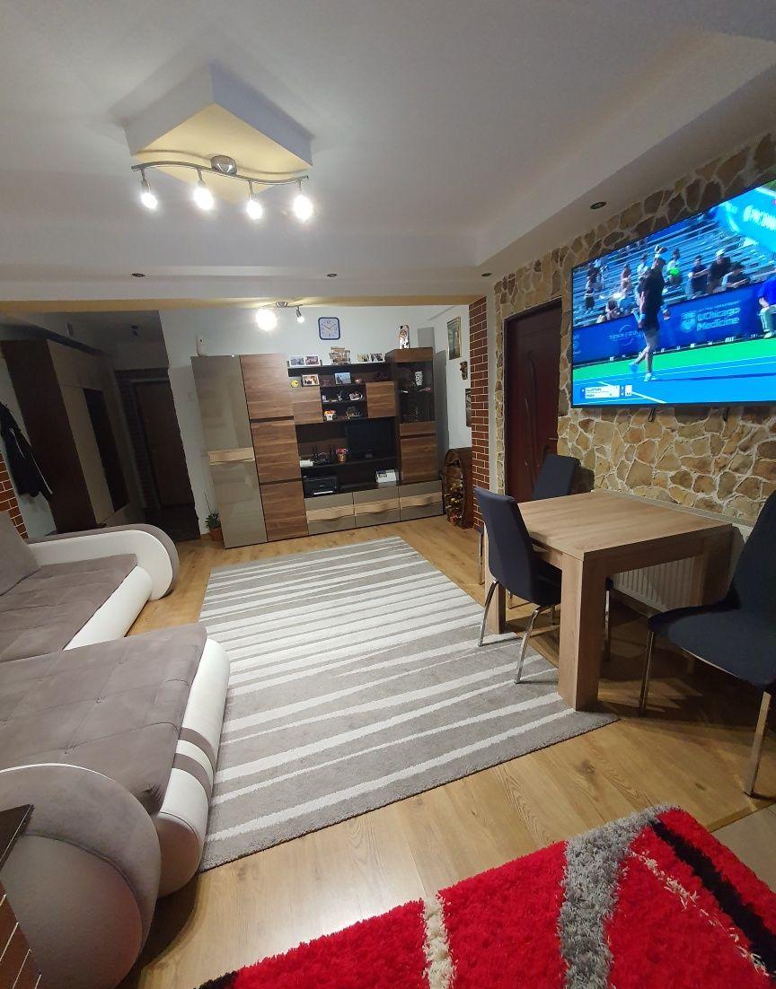 Schimb apartament cu casa in zona Apahida