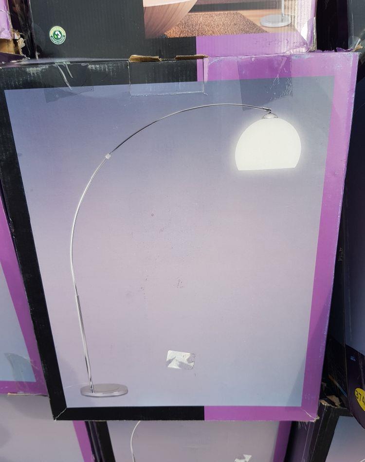 Schimb lampadar LED