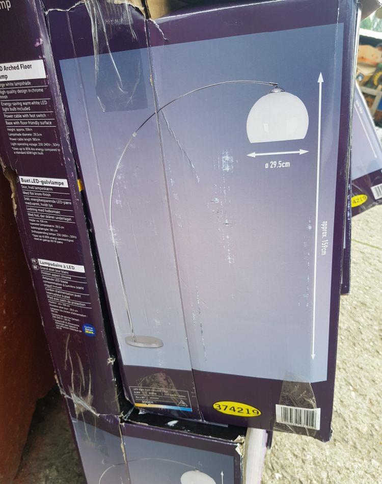 Schimb lampadar LED
