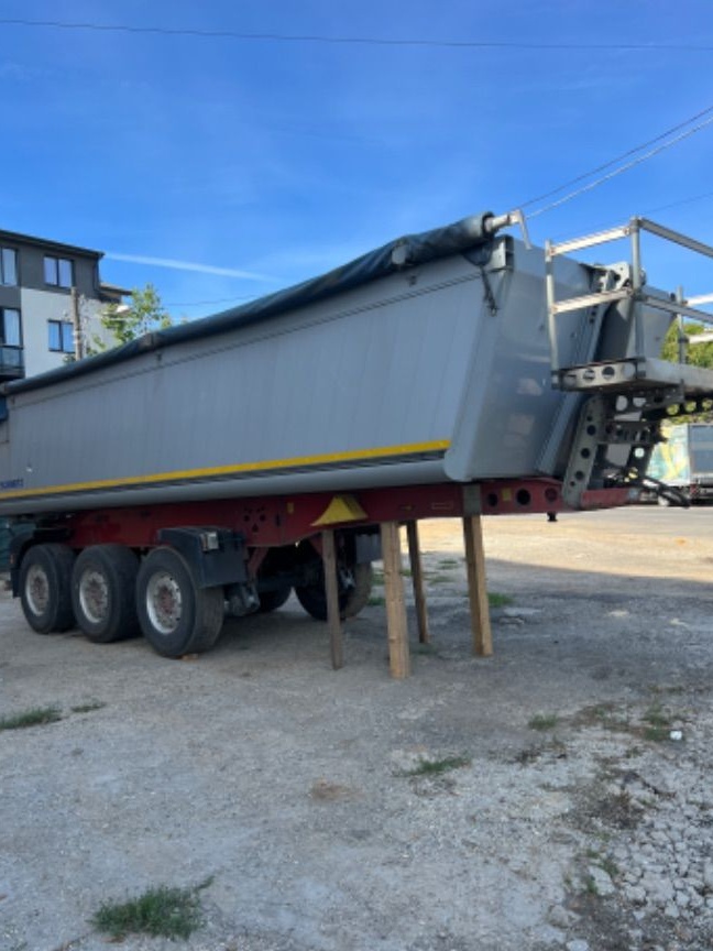 Schmitz Cargobull Ski