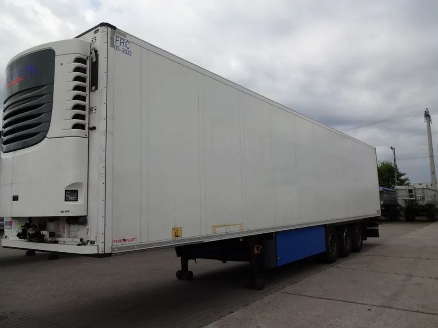 Schmitz Cargobull SKO