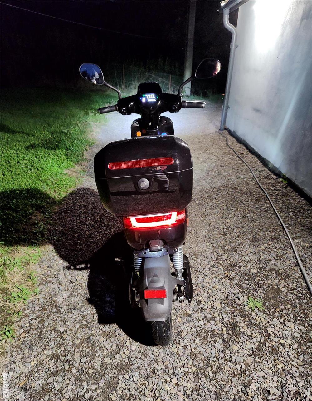 SCUTER ELECTRIC NOU și 2 ani garanție