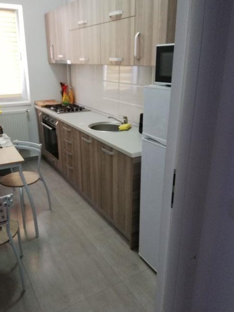 Se inchiriaza apartament 2 camere zona Politehnicii