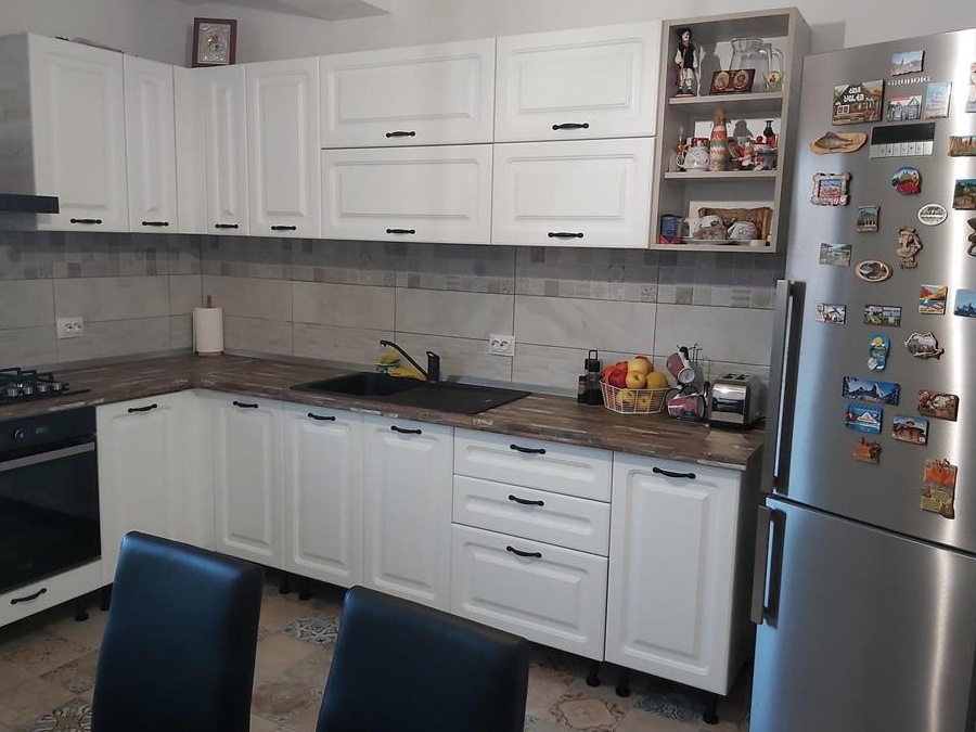 Se vinde imobil 250 mp utili si teren aferent 478 mp zona centrala orasul harlau