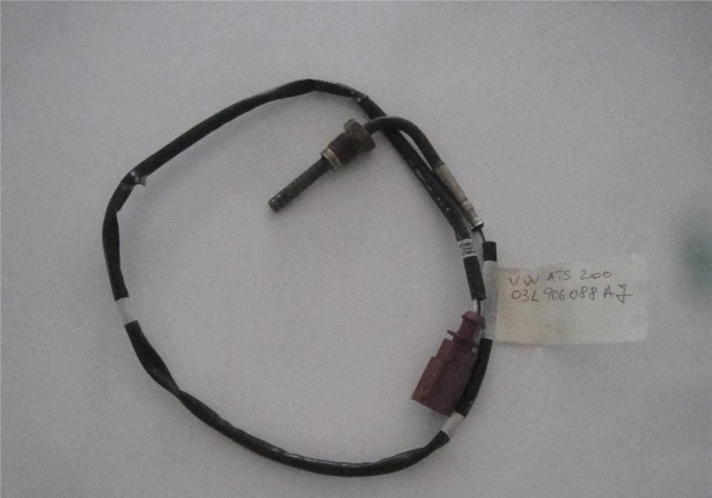 Senzor, temperatura gaze evacuare inainte de filtru particule funingine ( 03L 926 088 AJ )