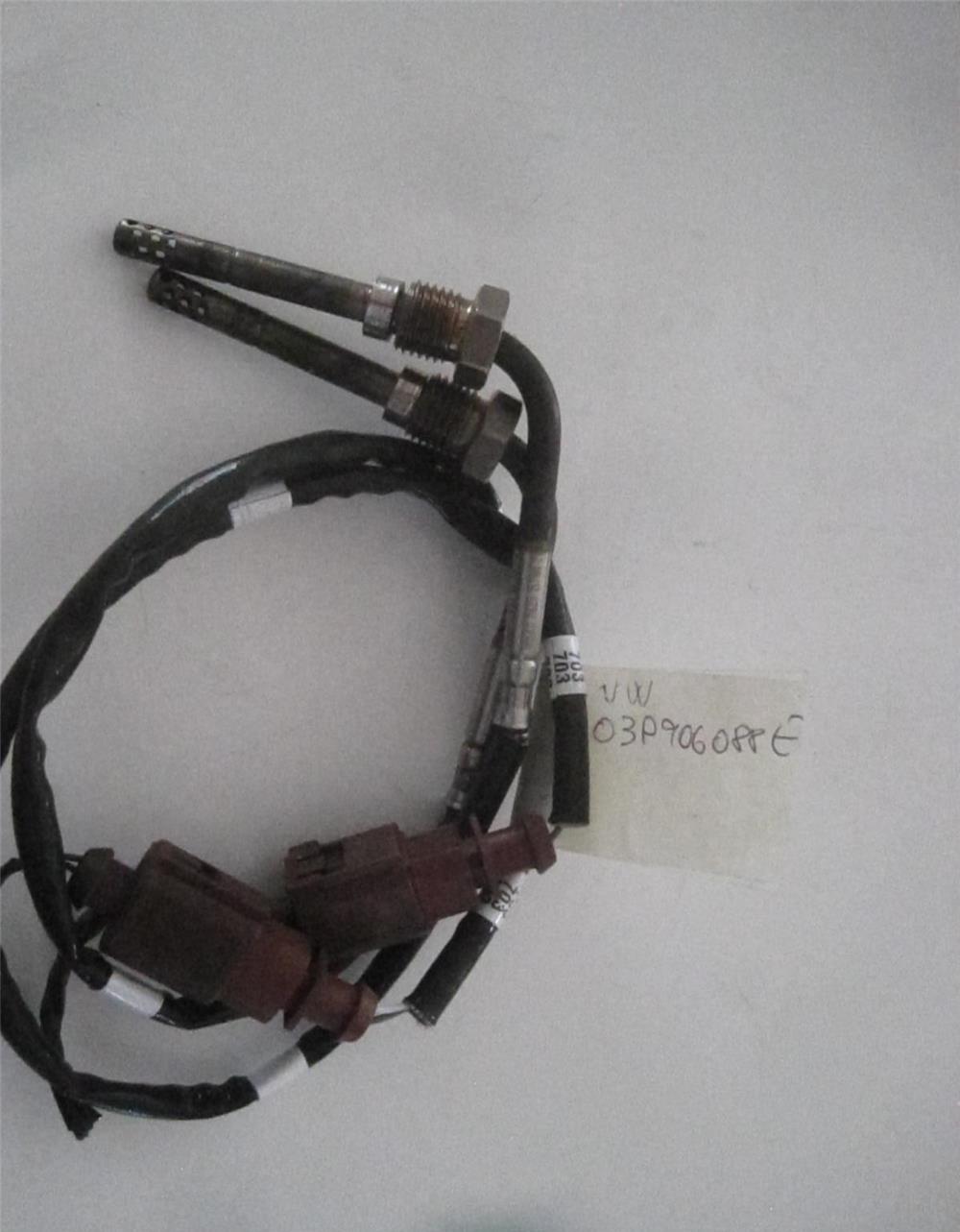 Senzor, temperatura gaze evacuare ( Numar OEM: 03P906088E )