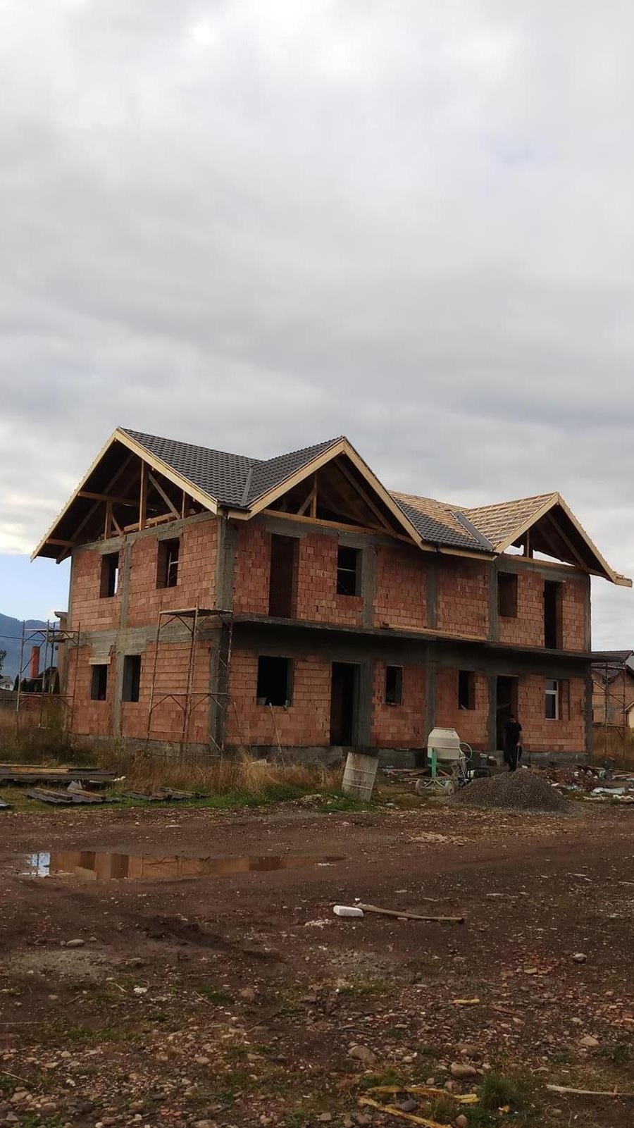 Servicii de constructii