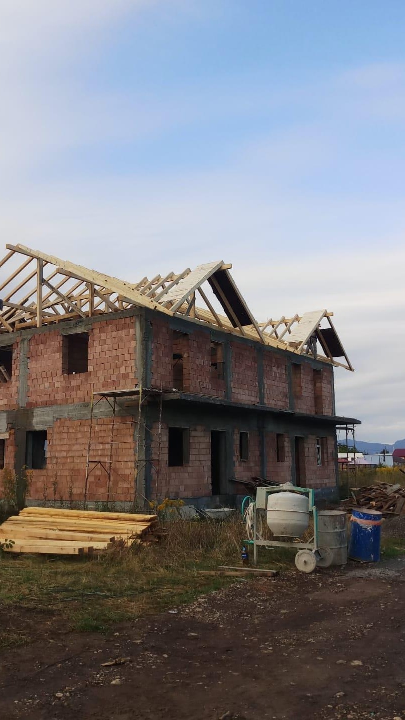 Servicii de constructii
