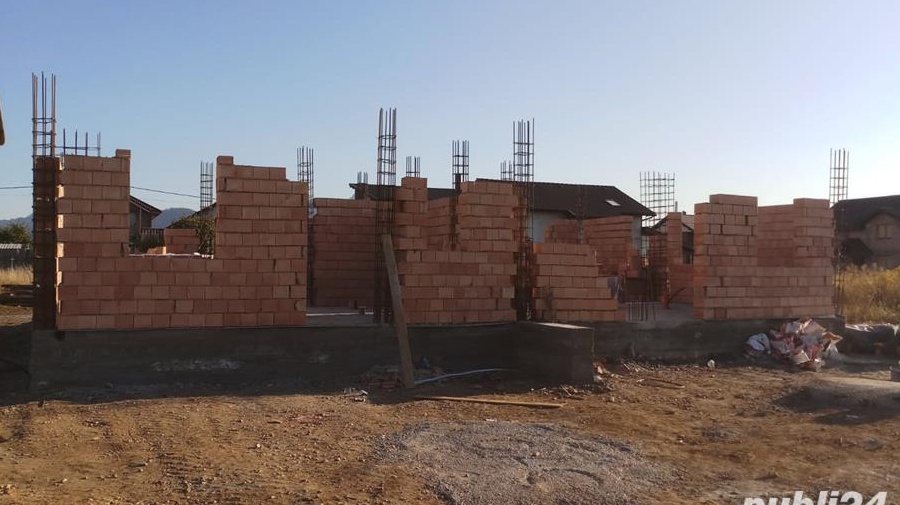 Servicii de constructii