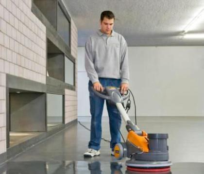 Servicii de curatenie complete pentru apartamente, case si birouri
