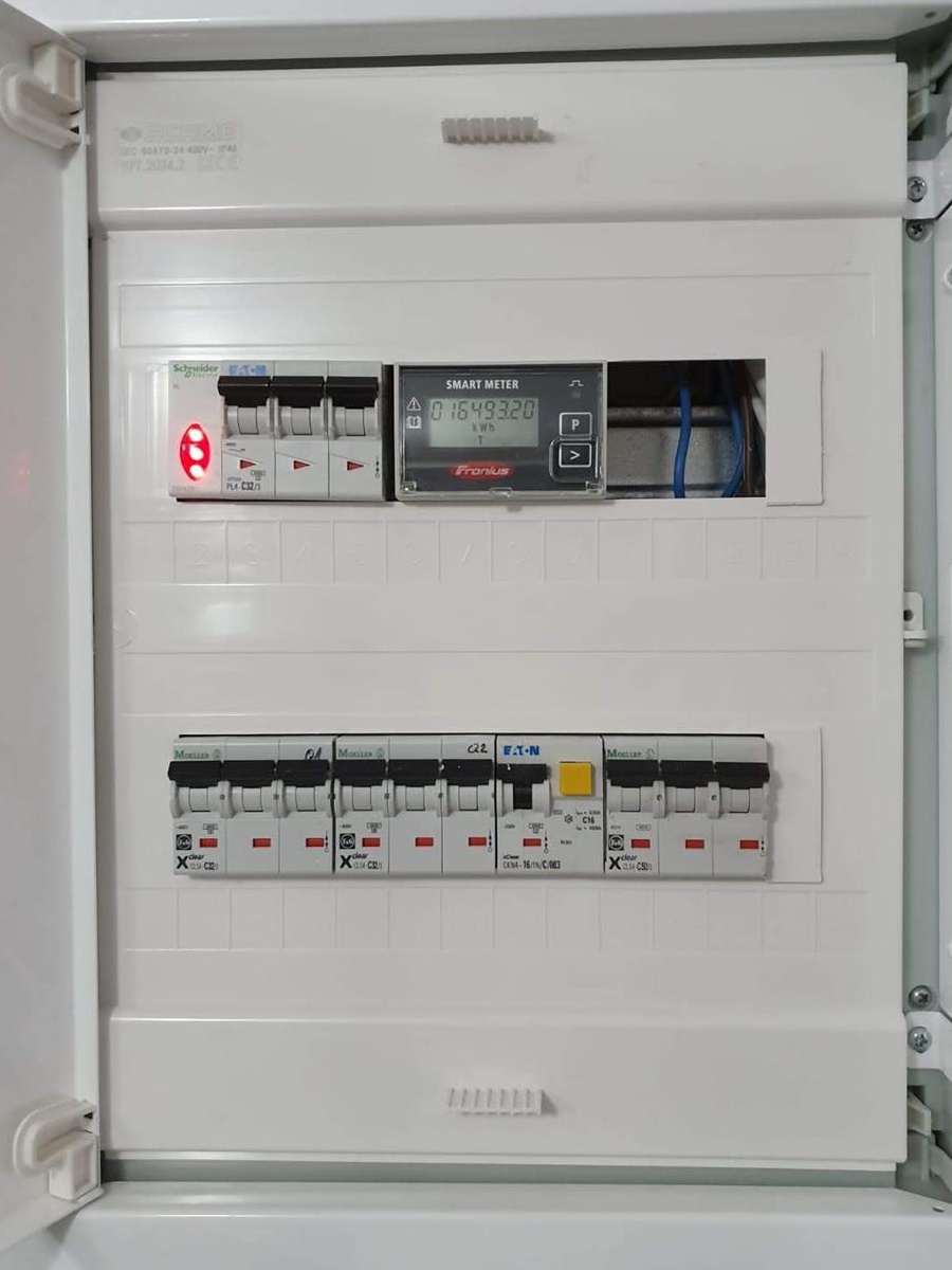 Servicii in domeniul electric.